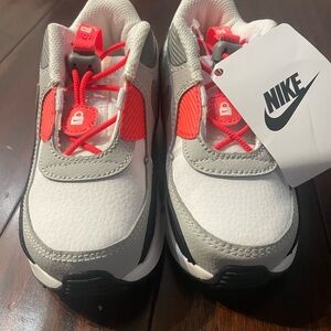 Toddler Nike Air Max US 9c, NWOB
